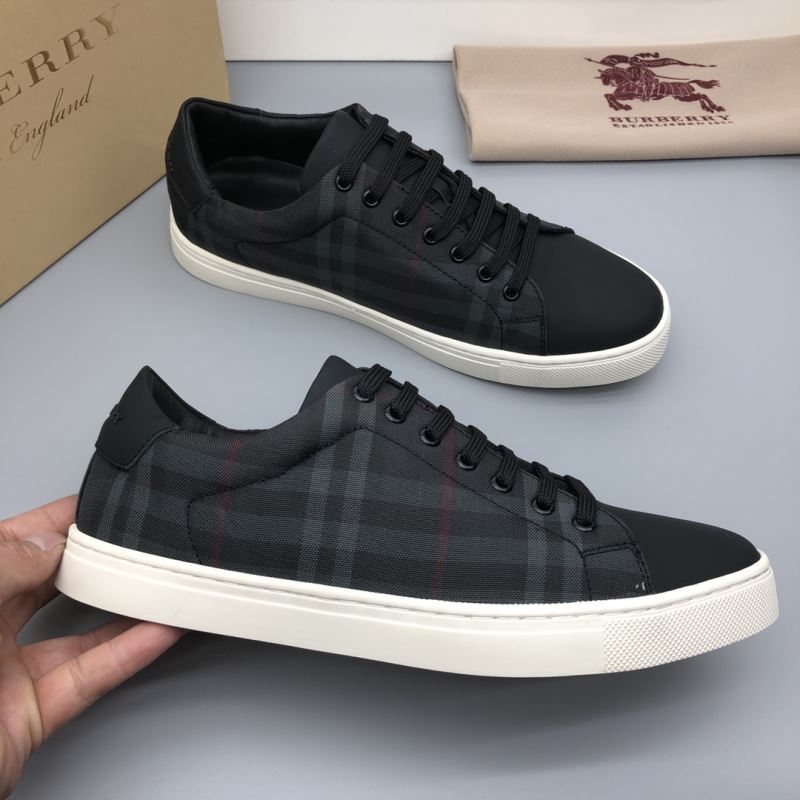 Burberry Low Shoes